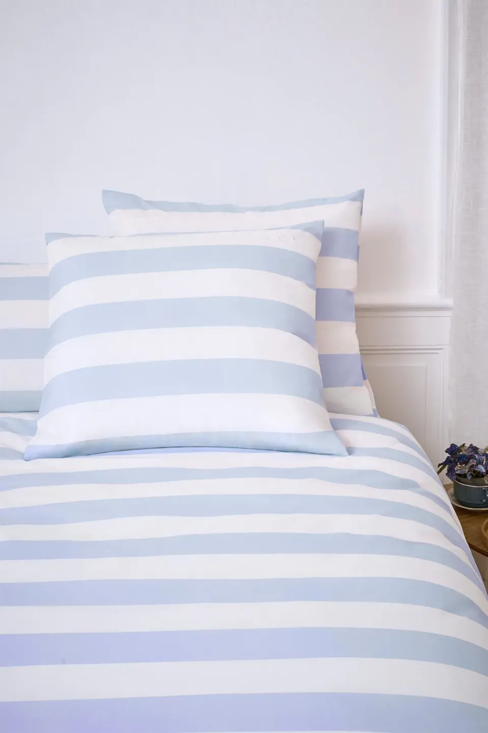 Eden Park lot 2 taies oreiller 65x65 coton rayures bleues
