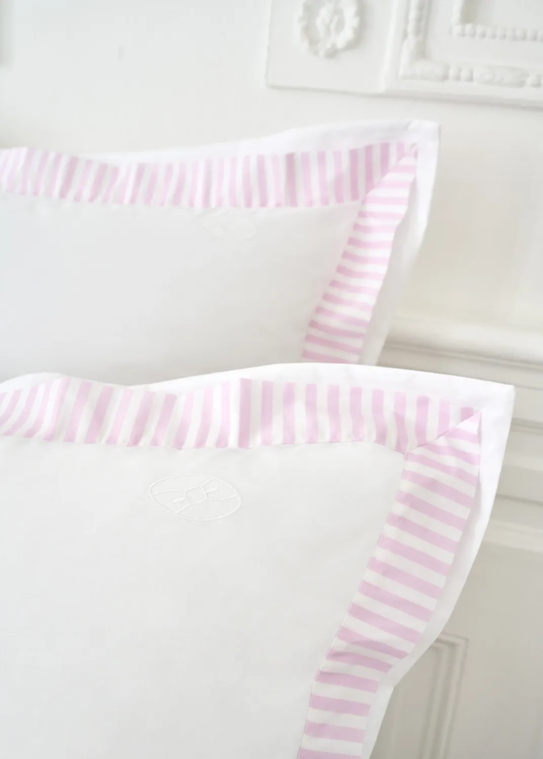 Eden Park lot 2 taies oreiller 50x75 blanc bordure rose